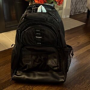Targus rolling laptop bag